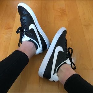 Nike Black and White Sneakers